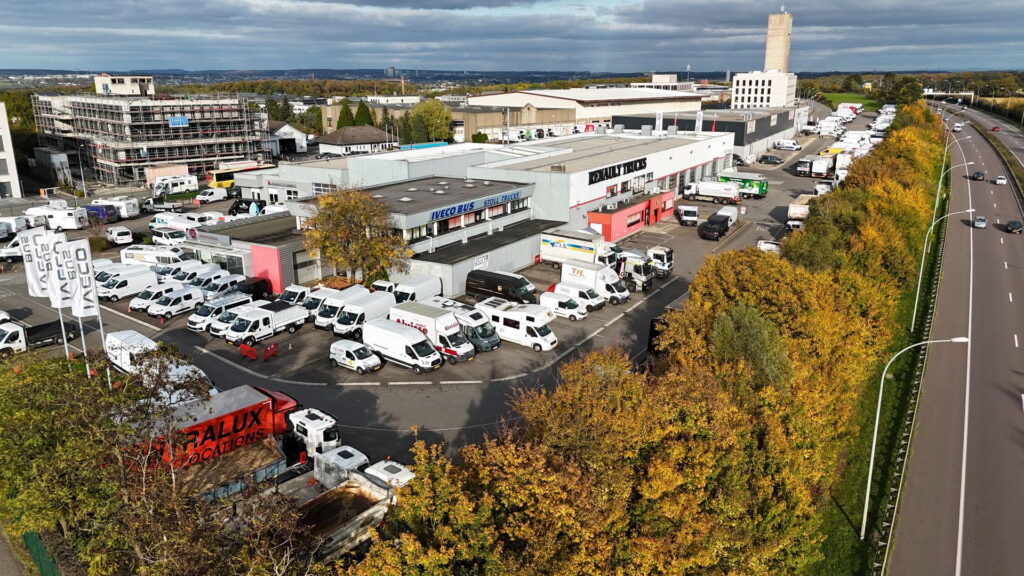 Vue aérienne du site Stoll Trucks de Leudelange